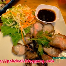 คอหมูย่าง