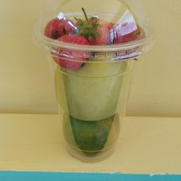 ส้ม แอปเปิ้ลเขียว สตอเบอรี่