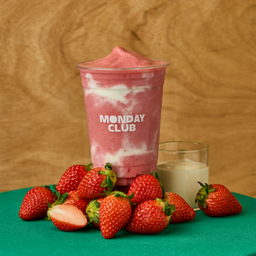 STRAWBERRY VELVETY YOGURT