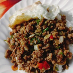 หมูสับผัดพริกขี้หนู