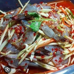 ยำกุ้งสด