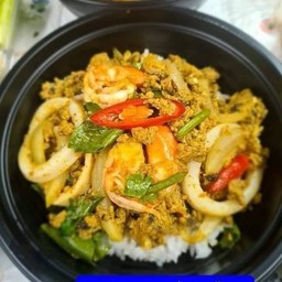 ข้าวผัดผงกะหรี่ทะเล(พิเศษ)