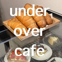 Under Over Cafe สวนดอก