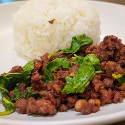 กะเพราเนื้อสับ (โคขุนเกรด A)