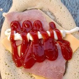 2 ชิ้นไส้แฮม+ชีสแผ่น