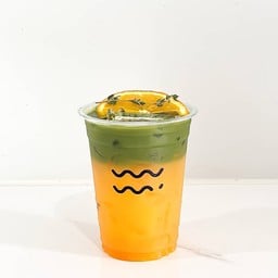 มัทฉะน้ำส้มสด 100% (Matcha Orange Juice)