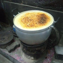 เจี๊ยบ ข้าวมันไก่ เตาถ่าน (หลังแฟลต3) (ตรงข้ามปากซอยตลาดศรีทองคำ)