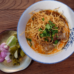 ข้าวซอยเนื้อสูตรคุณยาย