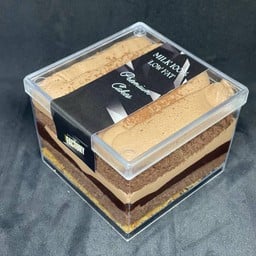 เค้ก มูสดาร์ตช็อกโกแลต (70%) กล่อง