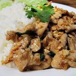ข้าวไก่รวนกระเทียม