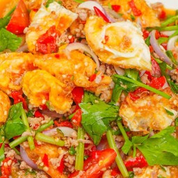 ยำไข่ดาวหมูสับ