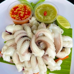 หนวดหมึกจิ้มซีฟู้ด