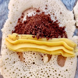 2ชิ้นไส้คัสตาร์ด+โอวัลตินเฟล็กซ์