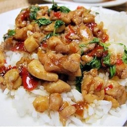 ข้าวกระเพราไก่