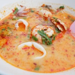 ร้านข้าวต้มปลาชลบุรี ณ มารวย