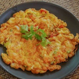 ไข่เจียวแหนม-ราดข้าว