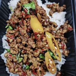 ข้าวกะเพราหมูสับ