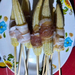 ข้าวโพดอ่อนพันเบคอน