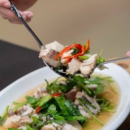เนื้อปลาผัดคื่นฉ่าย