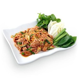 L ยำหมูมะเขือเปาะ