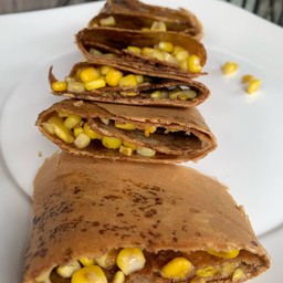 เครป แป้งวนิลลา โรล ข้าวโพดคลุกเนย