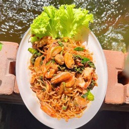 สปาเก๊ตตี้ผัดขี้เมา