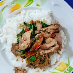 เจ๊หมวยกระเพราเป็ด  (ร้านข้างต้นโพธิ์) ท่าน้ำบางนา