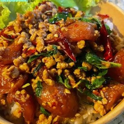 ข้าวกระเพราหมูสับกุนเชียง