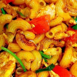 มักกะโรนี หมู