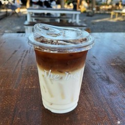 โคโค่นัท ลาเต้ เย็น