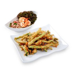 L ยำผักบุ้งกรอบ