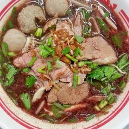 ก๋วยเตี๋ยวเนื้อรวม