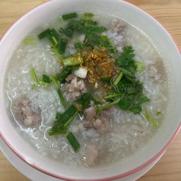 ข้าวต้ม หมูสับ ทรงเครื่อง