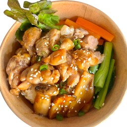 ยำแซ่บ อร่อยไม่ซ้ำจำสูตรไม่ได้ by.ภัสชา (เอื้ออาทรสันผีเสื้อ)