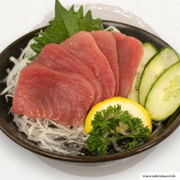ซาชิมิปลาทูน่า