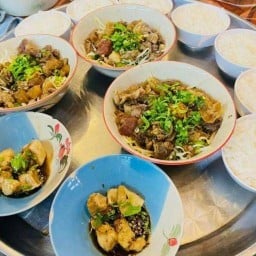 ร้านก๋วยเตี๋ยวเที่ยงคืน ถนนสามัคคี -