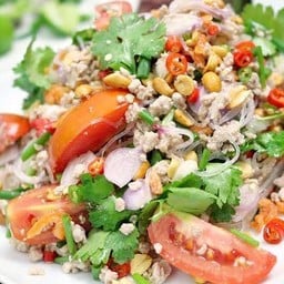 กระเพราพริกแห้ง อาหารป่า ราคาถูก
