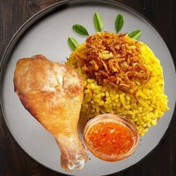 ไก่ทอดหรอยๆ หน้าบ้านของเรา