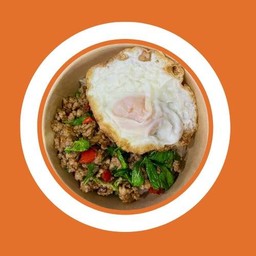 กะเพราหมูสับราดข้าว+ไข่ดาว