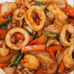 ผัดพริกเผาปลาหมึก