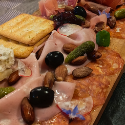 MENU_2084197Xl_1717561719