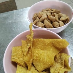 ก๋วยเตี๋ยวเย็นตาโฟ เล่าบู้