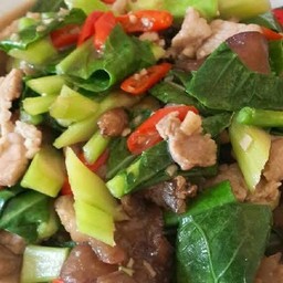 ข้าวผัดคะน้าหมูหมัก