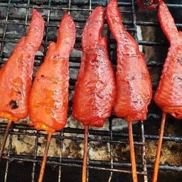 ปีกไก่ย่าง