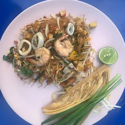 ผัดไทยวุ้นเส้นทะเล