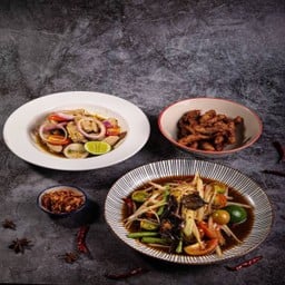 Set 1 (ยำหมูยอ + ส้มตำ + หมูทอดพริกไทยดำ)