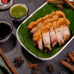 หมูกรอบ