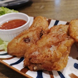 ปีกไก่ทอดน้ำปลา