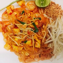 ผัดไทยกุ้งสด