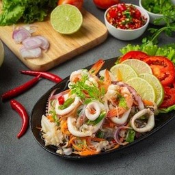 ยำวุ้นเส้นทะเล